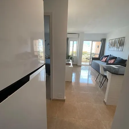 Con Espectacular Vista, Piscinas, Recep 24 Hs Benalmadena