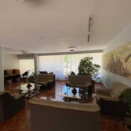 Con Espectacular Vista, Piscinas, Recep 24 Hs Apartment