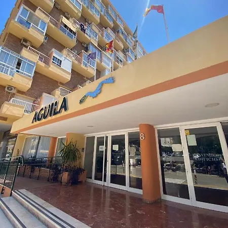 Con Espectacular Vista, Piscinas, Recep 24 Hs Apartment