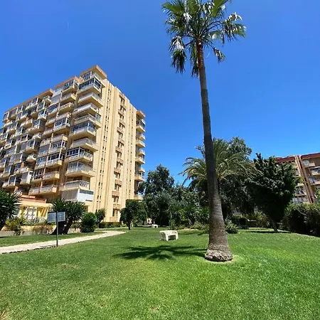 Con Espectacular Vista, Piscinas, Recep 24 Hs Benalmadena