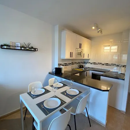 Con Espectacular Vista, Piscinas, Recep 24 Hs Benalmadena