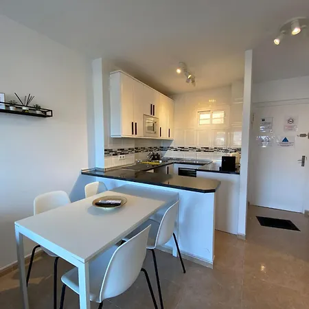 Apartment Con Espectacular Vista, Piscinas, Recep 24 Hs Benalmadena