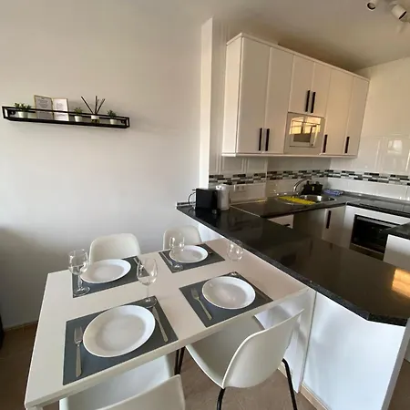 Con Espectacular Vista, Piscinas, Recep 24 Hs Benalmadena