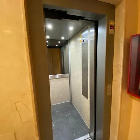 Con Espectacular Vista, Piscinas, Recep 24 Hs * Benalmádena